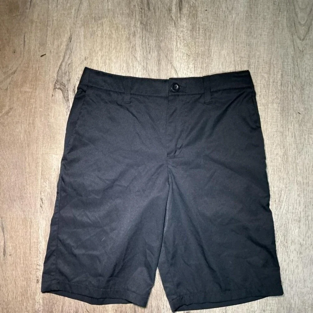 Under‎ Armour Athletic Shorts Boys Youth Size 14 Black Loose Fit Basketball UA